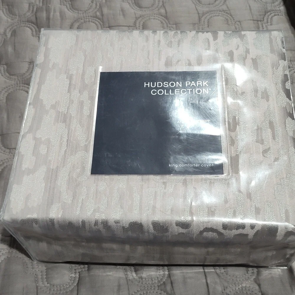 Hudson Park Collection Animale Stripe Duvet Cover, King
